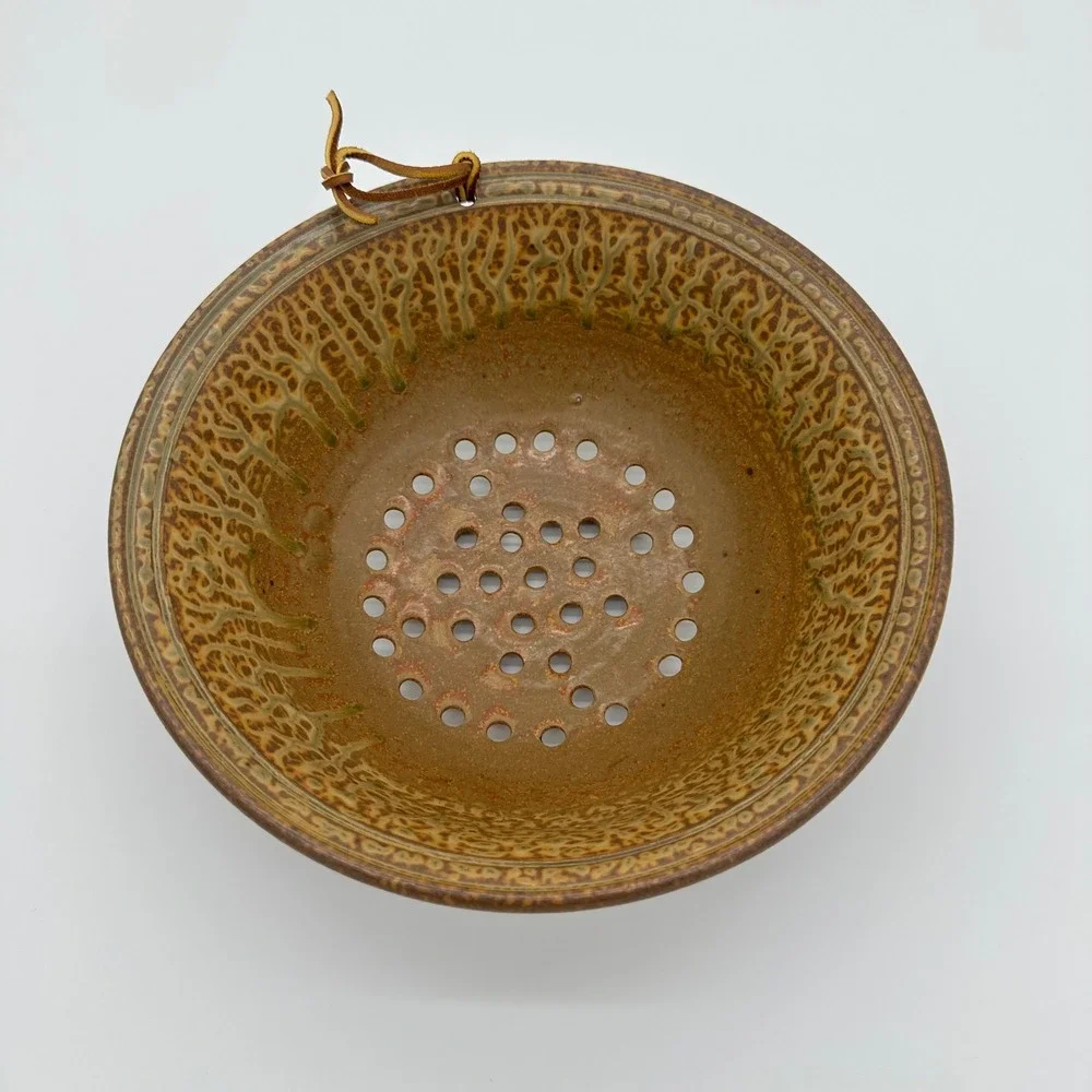 Studio Pottery Berry Bowl Colander Brown Glazed Stoneware Footed Strainer‎ 9